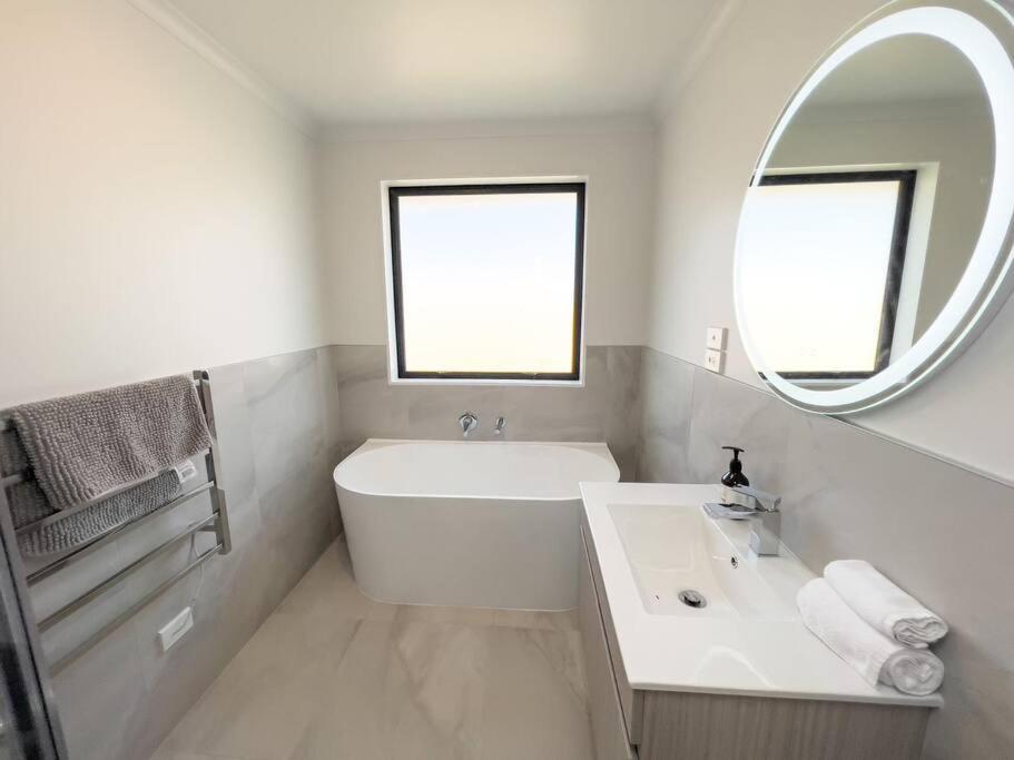 Peaceful 5 Bedrooms Retreat Rotorua Extérieur photo