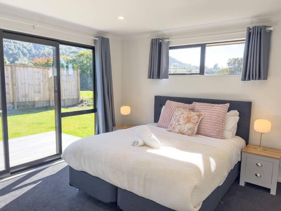 Peaceful 5 Bedrooms Retreat Rotorua Extérieur photo